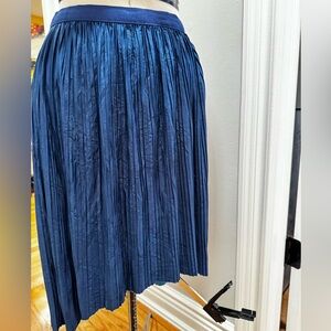 Reversible skirt